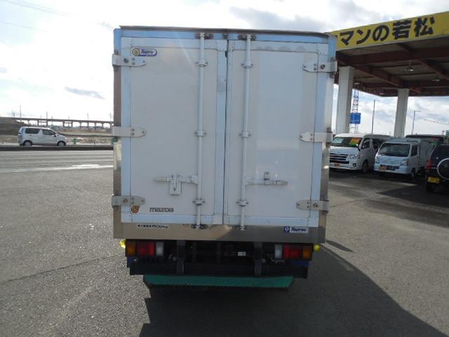タイタントラック 　１．５ｔ冷凍冷蔵車　３０ＤＥ－ＴＢ　トープレ製冷凍機－３０℃設定　左サイドドア　スタンバイ付　左側電動格納ミラー　バックカメラ　キーレス　ＥＴＣ　フォグ　ＡＢＳ　ダブルＳＲＳ　アイドリングストップ（9枚目）