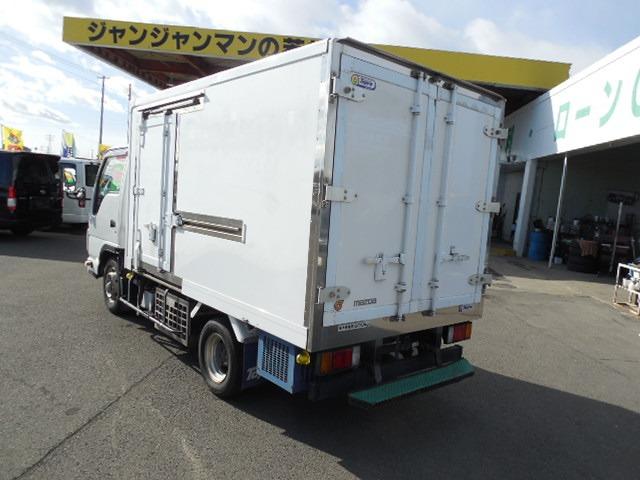 タイタントラック 　１．５ｔ冷凍冷蔵車　３０ＤＥ－ＴＢ　トープレ製冷凍機－３０℃設定　左サイドドア　スタンバイ付　左側電動格納ミラー　バックカメラ　キーレス　ＥＴＣ　フォグ　ＡＢＳ　ダブルＳＲＳ　アイドリングストップ（10枚目）