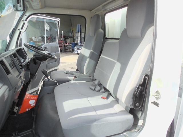 タイタントラック 　１．５ｔ冷凍冷蔵車　３０ＤＥ－ＴＢ　トープレ製冷凍機－３０℃設定　左サイドドア　スタンバイ付　左側電動格納ミラー　バックカメラ　キーレス　ＥＴＣ　フォグ　ＡＢＳ　ダブルＳＲＳ　アイドリングストップ（24枚目）