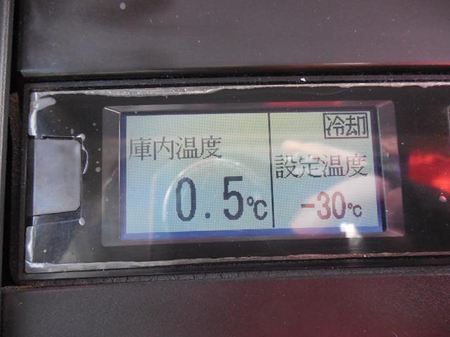 タイタントラック 　１．５ｔ冷凍冷蔵車　３０ＤＥ－ＴＢ　トープレ製冷凍機－３０℃設定　左サイドドア　スタンバイ付　左側電動格納ミラー　バックカメラ　キーレス　ＥＴＣ　フォグ　ＡＢＳ　ダブルＳＲＳ　アイドリングストップ（29枚目）