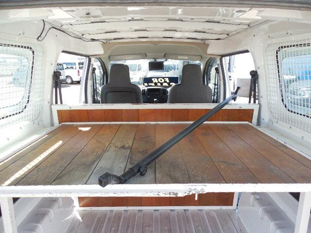 デリカバン ＤＸ　エアコン　パワステ　バックカメラ　キーレス　ＥＴＣ　ＡＢＳ　ダブルＳＲＳ　両側スライドドア（12枚目）