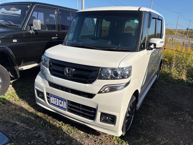 Ｎ－ＢＯＸカスタム Ｇ　ターボＳＳブラックスタイルパッケージ　《４ＷＤターボ》《後期最終モデル》純正エアロ１５インチＡＷ／両側パワースライドア／プッシュスタート／スマートキー／シートヒーター／革巻きステアリング／ＳＤナビＴＶフルセグＢｌｕｅｔｏｏｔｈ／Ｂカメラ（5枚目）