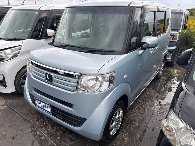 Ｎ－ＢＯＸ Ｇ・Ｌパッケージ　《車検２年》《４ＷＤ》基本装備／フル装備／バックカメラ／ＣＤオーディオ／パワースライドア／スマートキー／アームレスト／プッシュスタート／１４インチＡＷ／（5枚目）