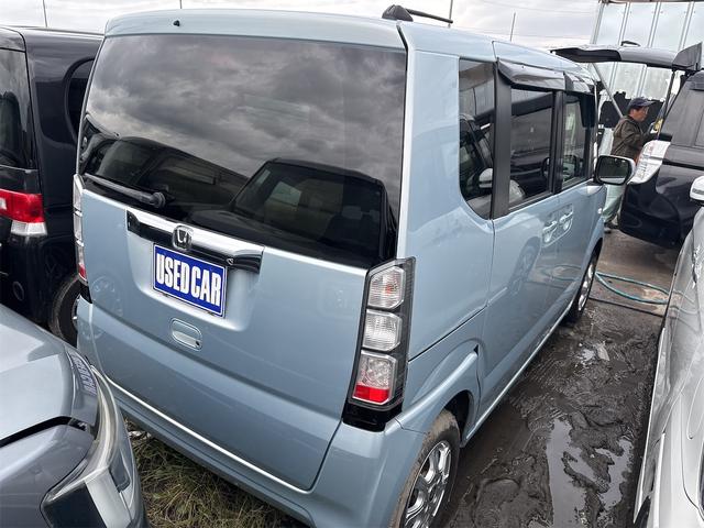 Ｎ－ＢＯＸ Ｇ・Ｌパッケージ　《車検２年》《４ＷＤ》基本装備／フル装備／バックカメラ／ＣＤオーディオ／パワースライドア／スマートキー／アームレスト／プッシュスタート／１４インチＡＷ／（6枚目）