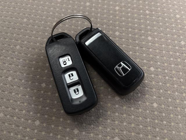 Ｎ－ＢＯＸ Ｇ・Ｌパッケージ　《車検２年》《４ＷＤ》基本装備／フル装備／バックカメラ／ＣＤオーディオ／パワースライドア／スマートキー／アームレスト／プッシュスタート／１４インチＡＷ／（22枚目）