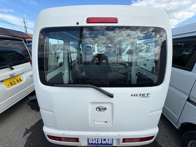 ハイゼットカーゴ スペシャル 《4WD》《車検令和8年8月》集中ドアロック/エアバッグ/タイミングチェーンエンジン/(8枚目)