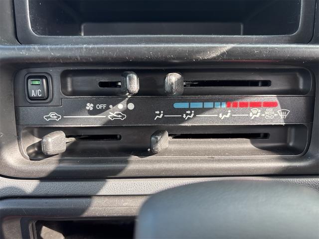 ハイゼットカーゴ スペシャル 《4WD》《車検令和8年8月》集中ドアロック/エアバッグ/タイミングチェーンエンジン/(17枚目)