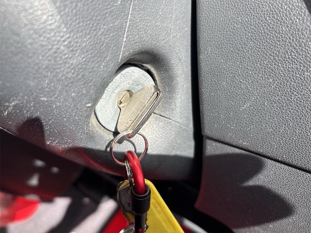 ハイゼットカーゴ スペシャル 《4WD》《車検令和8年8月》集中ドアロック/エアバッグ/タイミングチェーンエンジン/(20枚目)