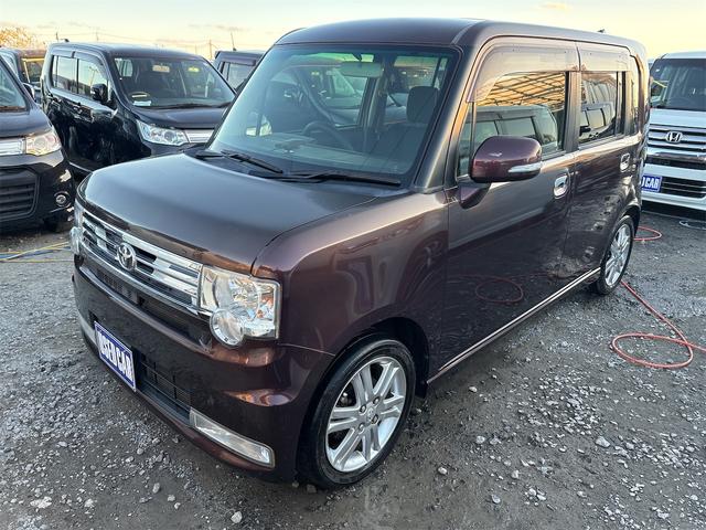 ピクシススペース カスタム　ＲＳ　《ターボ》《車検２年》《後期モデル》《走行９７４０００キロ》純正フルエアロ１５インチＡＷ／スマートキー／オートエアコン／アームレスト／ＳＤナビＴＶ／ＨＩＤオートライトフォグ／コラムシフト／ベンチシート（5枚目）