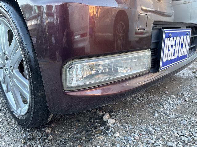 ピクシススペース カスタム　ＲＳ　《ターボ》《車検２年》《後期モデル》《走行９７４０００キロ》純正フルエアロ１５インチＡＷ／スマートキー／オートエアコン／アームレスト／ＳＤナビＴＶ／ＨＩＤオートライトフォグ／コラムシフト／ベンチシート（10枚目）