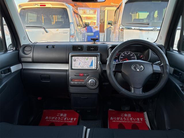 ピクシススペース カスタム　ＲＳ　《ターボ》《車検２年》《後期モデル》《走行９７４０００キロ》純正フルエアロ１５インチＡＷ／スマートキー／オートエアコン／アームレスト／ＳＤナビＴＶ／ＨＩＤオートライトフォグ／コラムシフト／ベンチシート（12枚目）