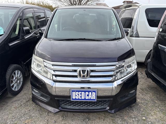 ステップワゴンスパーダ Ｓ　《後期モデル》《車検２年》フルセグバックカメラ／革巻きステアリング／パドルシフト／フルフラットシート／ＨＩＤオートライトフォグ／革巻きステアリング／（2枚目）