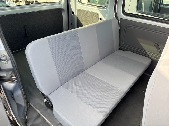 ハイゼットカーゴ ＤＸ　《走行８７５００キロ》《車検２年》《４ＷＤ》ＳＤナビＴＶＢｌｕｅｔｏｏｔｈ／オーバーヘッドシェルフ／キーレス／プライバシーガラス／パワーウィンドウ／（10枚目）