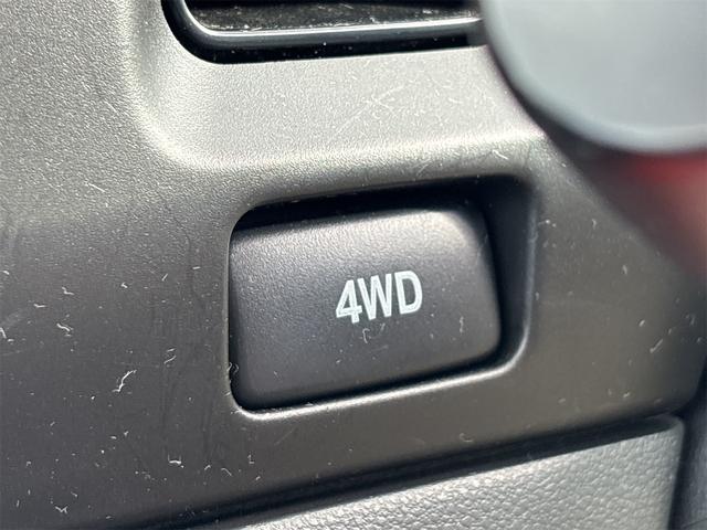 ハイゼットカーゴ ＤＸ　《走行８７５００キロ》《車検２年》《４ＷＤ》ＳＤナビＴＶＢｌｕｅｔｏｏｔｈ／オーバーヘッドシェルフ／キーレス／プライバシーガラス／パワーウィンドウ／（25枚目）