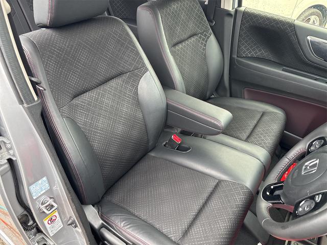 シミなんて有りません。特殊な洗剤と技術で取り除いて有ります！