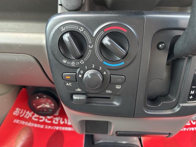 エブリイ ＰＡ　《車検２年》《４ＷＤ》《パワーウィンドウ》《モケットシート》《プライバシーガラス》《キーレス》警部衝突緩和ヘッドレス／衝突軽減ブレーキシステム／バックカメラ／（19枚目）