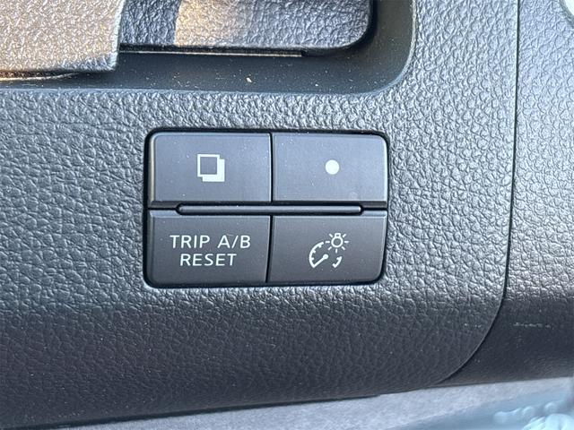 セレナ ハイウェイスター　純正フルエアロ１５インチＡＷ／ＳＤナビＴＶフルセグＢｌｕｅｔｏｏｔｈ／フリップダウンモニター／革巻きステアリング／クルーズコントロール／シートヒーター／ＥＴＣ／（28枚目）