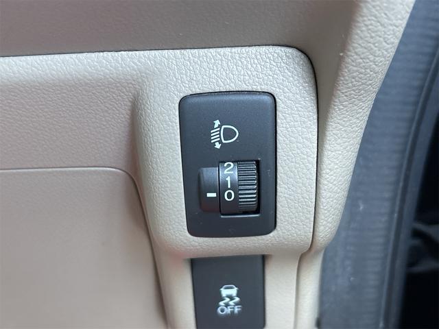 N-BOX G・Lパッケージ 《車検2年》SDナビTVBluetooth/ステアリングコントロール/プッシュスタート/スマートキー/14インチAW/アームレスト/パワースライドドア/(28枚目)