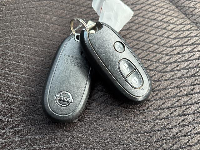 ルークス ハイウェイスター　《走行８０５００キロ》《車検２年》ＳＤナビＴＶフルセグ／Ｂｌｕｅｔｏｏｔｈ接続／プッシュスタート／スマートキー／スペアキー／パワースライドア／純正フルエアロ１４インチＡＷ／ＨＩＤオートライトフォグ／（24枚目）