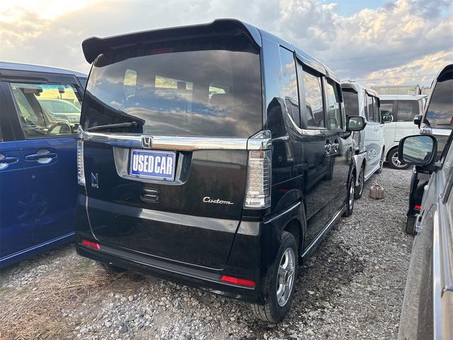 N-BOXカスタム G 《後期モデル》純正フルエアロ/SDナビTVBluetooth/バックカメラ/ETC/プッシュスタート/スマートキースペア有/HIDオートライトフォグ/(7枚目)