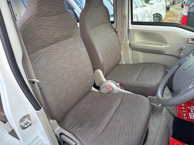 エブリイ PA 《4WD》《車検2年》《2ND発進機能付き》集中ドアロック/エアバッグ/ラジオ/(11枚目)