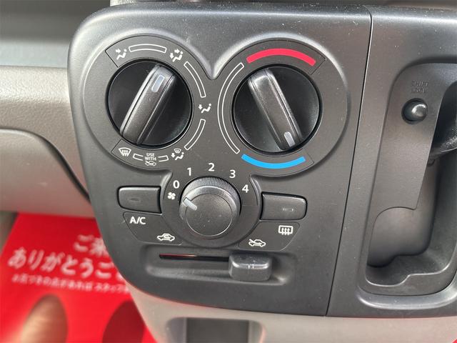 エブリイ PA 《4WD》《車検2年》《2ND発進機能付き》集中ドアロック/エアバッグ/ラジオ/(17枚目)