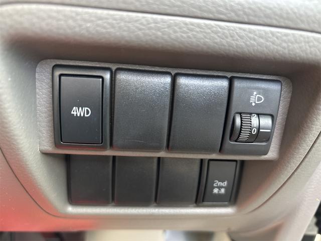 エブリイ PA 《4WD》《車検2年》《2ND発進機能付き》集中ドアロック/エアバッグ/ラジオ/(22枚目)