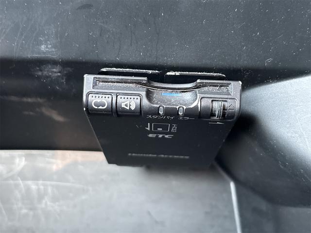 Ｎ－ＢＯＸカスタム Ｇ・ターボＬパッケージ　《ターボ》《後期モデル》《青シルバーツートンカラー》ブラック１５インチＡＷ／ＳＤナビＴＶフルセグＢｌｕｅｔｏｏｔｈバックカメラ／革巻きステアリング／ハーフレザーシート／クルコン／パドルシフト／（31枚目）