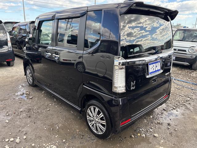N-BOXカスタム G・Lパッケージ 《4WD》《車検2年》《走行95200キロ》プッシュスタート/スマートキースペアキー//SDナビTVフルセグBluetooth/HIDオートライトフォグ/パワースライドドア/ETC/純正フルエアロ(7枚目)