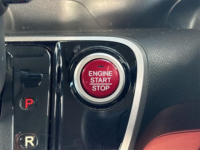 N-BOXカスタム G・Lパッケージ 《4WD》《車検2年》《走行95200キロ》プッシュスタート/スマートキースペアキー//SDナビTVフルセグBluetooth/HIDオートライトフォグ/パワースライドドア/ETC/純正フルエアロ(25枚目)