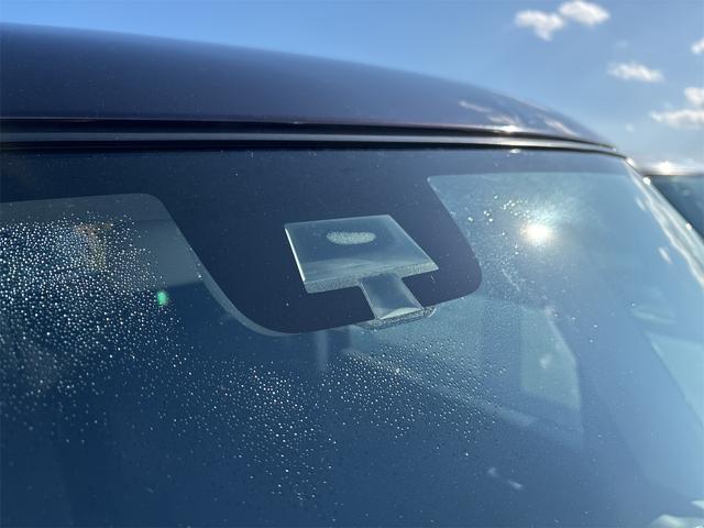 スペーシアカスタム TS 《4WDターボ》《車検2年》純正エアロ15インチAW/衝突軽減ブレーキ/革巻きステアリング/シートヒーター/両側パワースライドドア/プッシュスタート/スマートキースペアキー/HIDオートライトフォグ(11枚目)