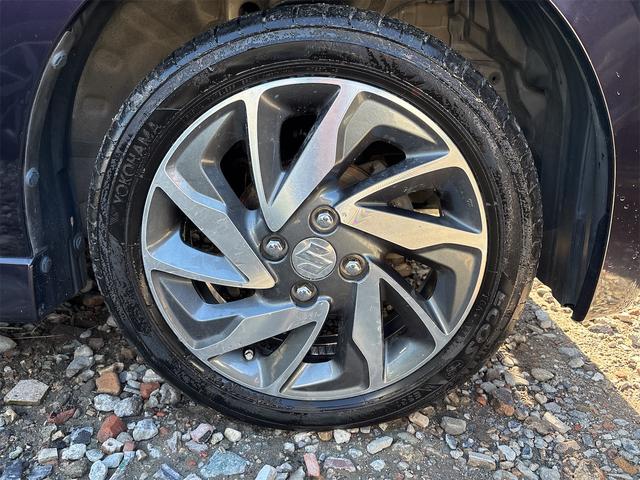 スペーシアカスタム TS 《4WDターボ》《車検2年》純正エアロ15インチAW/衝突軽減ブレーキ/革巻きステアリング/シートヒーター/両側パワースライドドア/プッシュスタート/スマートキースペアキー/HIDオートライトフォグ(12枚目)