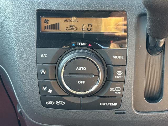 スペーシアカスタム TS 《4WDターボ》《車検2年》純正エアロ15インチAW/衝突軽減ブレーキ/革巻きステアリング/シートヒーター/両側パワースライドドア/プッシュスタート/スマートキースペアキー/HIDオートライトフォグ(20枚目)