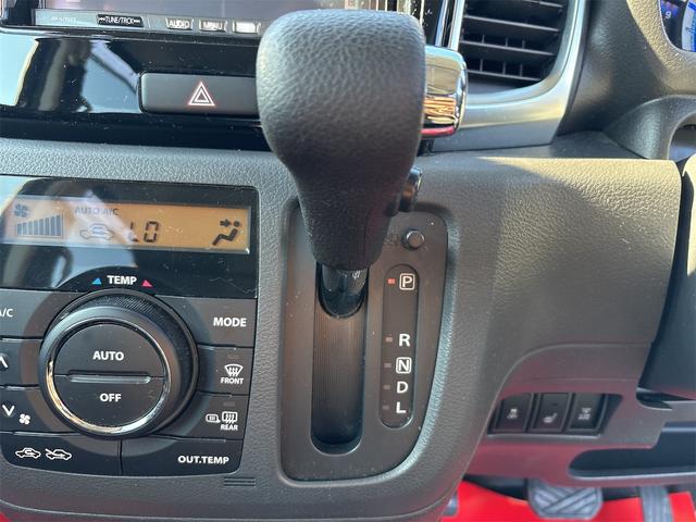 スペーシアカスタム TS 《4WDターボ》《車検2年》純正エアロ15インチAW/衝突軽減ブレーキ/革巻きステアリング/シートヒーター/両側パワースライドドア/プッシュスタート/スマートキースペアキー/HIDオートライトフォグ(23枚目)