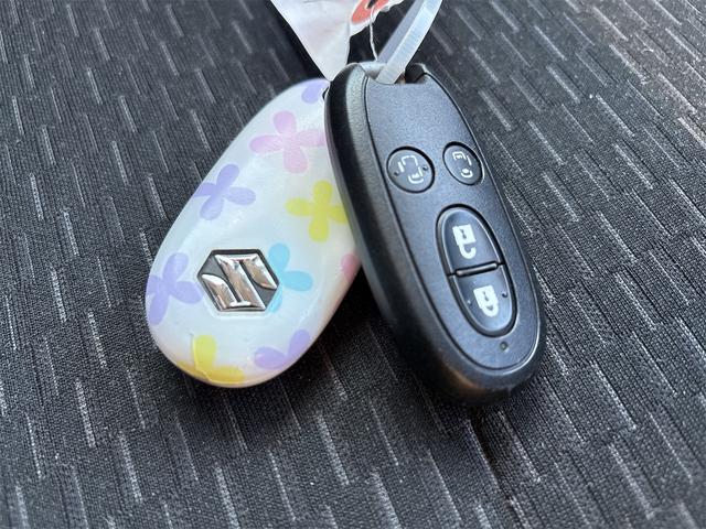 スペーシアカスタム TS 《4WDターボ》《車検2年》純正エアロ15インチAW/衝突軽減ブレーキ/革巻きステアリング/シートヒーター/両側パワースライドドア/プッシュスタート/スマートキースペアキー/HIDオートライトフォグ(25枚目)