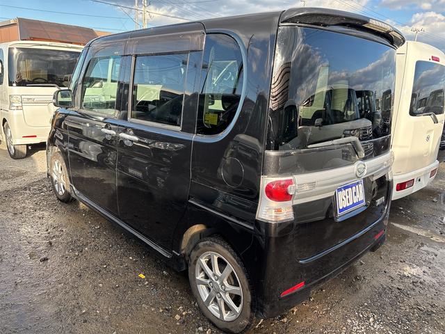 タント カスタムRS 《4WDターボ》《車検2年》《後期モデル》純正フルエアロ14インチAW/SDナビTV/MOMO革巻きステアリング/パワースライドア/スマートキー/HIDオートライトフォグ/(7枚目)