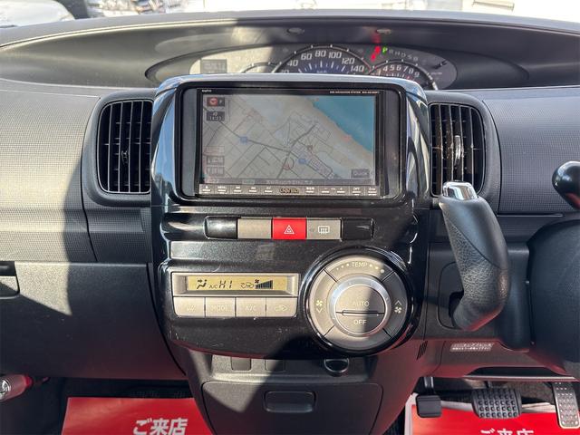 タント カスタムRS 《4WDターボ》《車検2年》《後期モデル》純正フルエアロ14インチAW/SDナビTV/MOMO革巻きステアリング/パワースライドア/スマートキー/HIDオートライトフォグ/(16枚目)