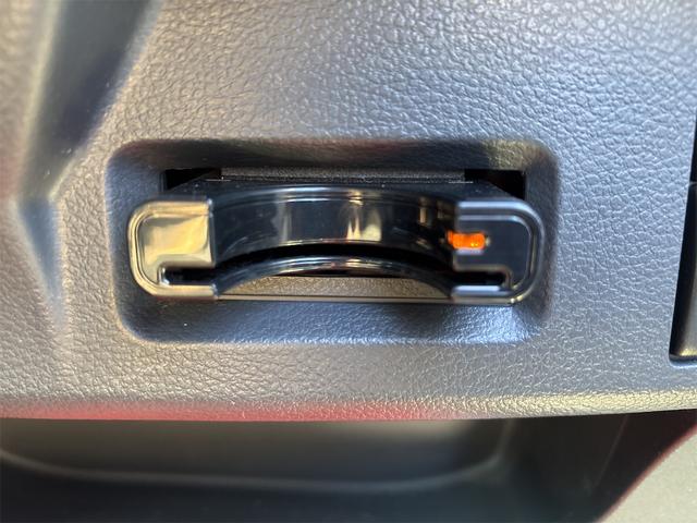 スペーシアカスタム TS 《ターボ》両側パワースライドドア/純正フルエアロ15インチ/SDナビTVフルセグBluetoothバックカメラ/革巻きステアリング/プッシュスタート/スマートキー/ETC/HIDオートライトフォグ/(28枚目)