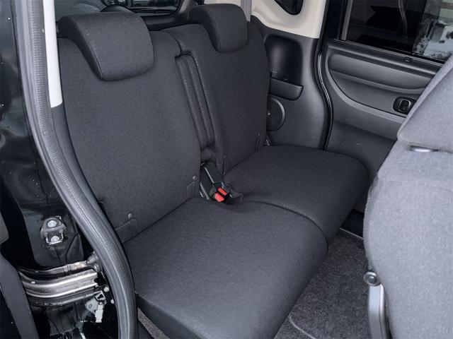 Ｎ－ＢＯＸカスタム Ｇ　ＳＳブラックスタイルパッケージ　《４ＷＤ》《車検２年》《後期モデル》ＳＤナビＴＶフルセグＢｌｕｅｔｏｏｔｈバックカメラ／シートヒーター／ＥＴＣ／ＨＩＤオートライトフォグ／両側パワースライドア／（15枚目）