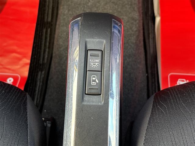 タントエグゼ カスタムG 《走行79700キロ》《後期モデル》《車検2年》SDナビTV/ETC/フルフラットシート/キーレスエントリー/関東仕入/HIDオートライトフォグ/スマートキー/オートエアコン/アームレスト/ETC/(26枚目)