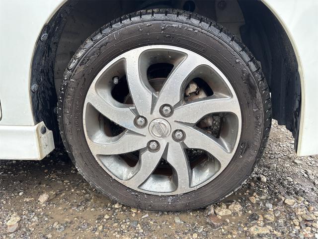 ルークス ハイウェイスターターボ　《走行３８５００キロ》《４ＷＤターボ》《車検２年》フルセグ／Ｂｌｕｅｔｏｏｔｈ／バックカメラ／革巻きステアリング／シートヒーター／両側パワースライドア／プッシュスタートスマートキー／ＨＩＤオートライト（11枚目）