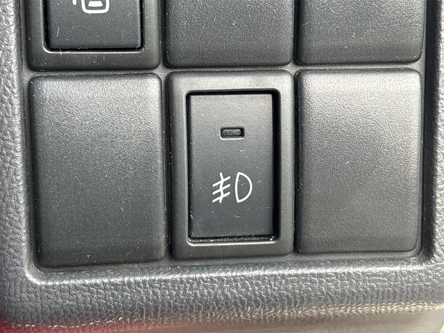 ルークス ハイウェイスター　《車検２年》《最終モデル》純正フルエアロ１４インチＡＷ／プッシュスタート／スマートキー／アームレスト／ＳＤナビＴＶフルセグ／パワースライドア／ＨＩＤオートライトフォグ・（26枚目）