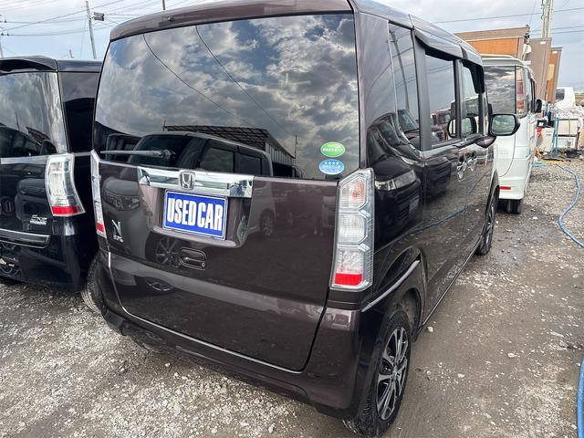 N-BOX G SSパッケージ 《4WD》SDナビTVフルセグBluetoothバックカメラ/衝突軽減ブレーキシステム/両側パワースライドア/シートヒーター/プッシュスタート/スマートキースペアキー有/HIDオートライト/ETC/(6枚目)