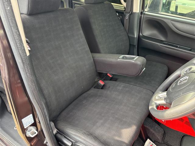 N-BOX G SSパッケージ 《4WD》SDナビTVフルセグBluetoothバックカメラ/衝突軽減ブレーキシステム/両側パワースライドア/シートヒーター/プッシュスタート/スマートキースペアキー有/HIDオートライト/ETC/(14枚目)