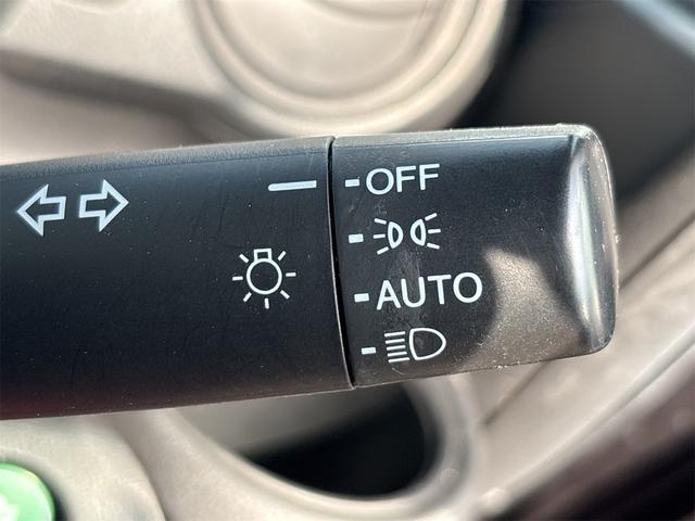 N-BOX G SSパッケージ 《4WD》SDナビTVフルセグBluetoothバックカメラ/衝突軽減ブレーキシステム/両側パワースライドア/シートヒーター/プッシュスタート/スマートキースペアキー有/HIDオートライト/ETC/(24枚目)