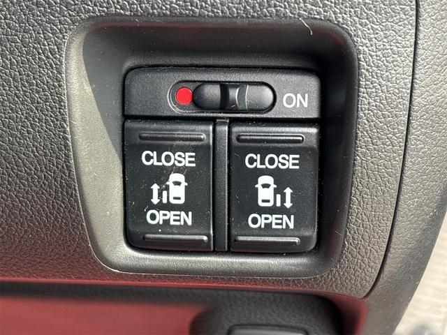 N-BOX G SSパッケージ 《4WD》SDナビTVフルセグBluetoothバックカメラ/衝突軽減ブレーキシステム/両側パワースライドア/シートヒーター/プッシュスタート/スマートキースペアキー有/HIDオートライト/ETC/(28枚目)