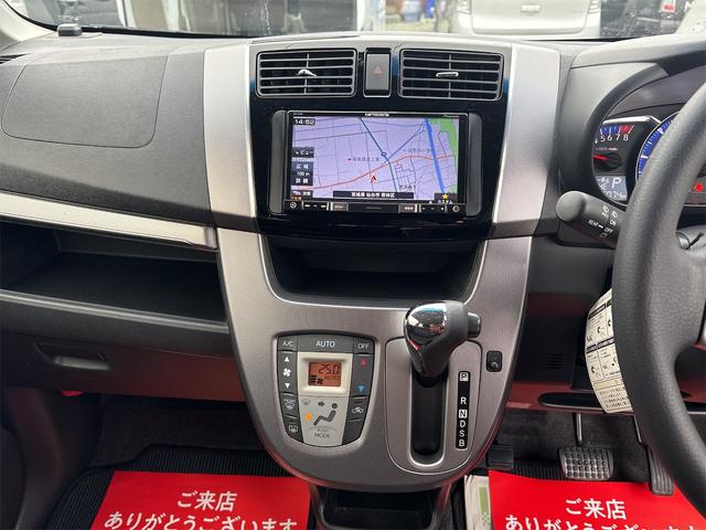 ムーヴ カスタム X SA 《4WD》《後期モデル》純正フルエアロ14インチAW/SDナビTVフルセグBluetooth/プッシュスタート/スマートキー/衝突軽減ブレーキシステム/LEDオートライトフォグ/アームレスト/(16枚目)