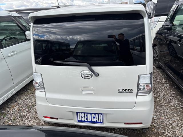 ムーヴコンテ カスタム　Ｘ　ＶＳ　２０１５年式／純正フルエアロ１５インチＡＷ／ＨＩＤオートライトフォグ／革巻きステアリング／スマートキー／オートエアコン／アームレスト／ＥＴＣ（8枚目）