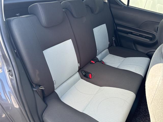 アクア Ｓ　《走行４０６００キロ》《車検２年》基本装備フル装備／ＳＤナビＴＶＢｌｕｅｔｏｏｔｈバックカメラ／キーレス／電動格納ミラー／プライバシーガラス／（14枚目）