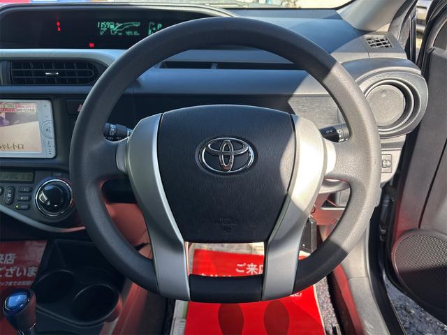 アクア Ｓ　《走行４０６００キロ》《車検２年》基本装備フル装備／ＳＤナビＴＶＢｌｕｅｔｏｏｔｈバックカメラ／キーレス／電動格納ミラー／プライバシーガラス／（20枚目）